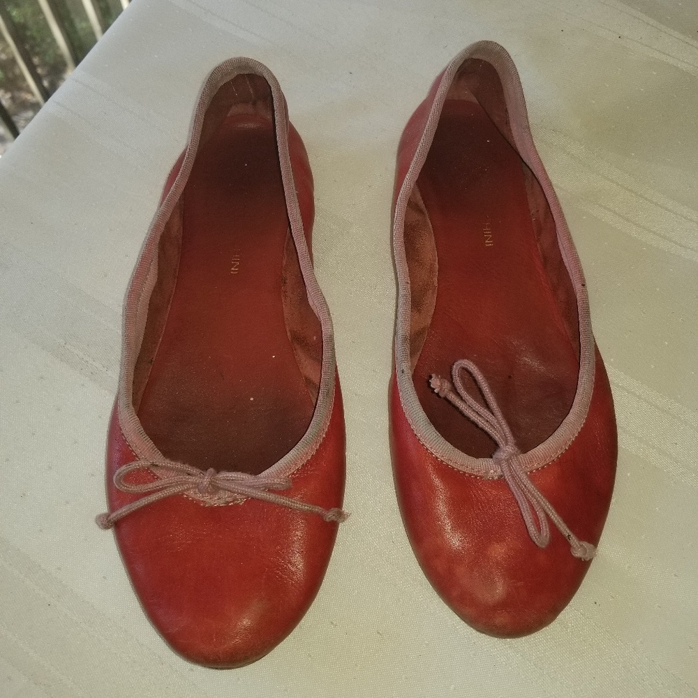 *PRE LOVED* Carlo Cecchini Hot Pink Flat